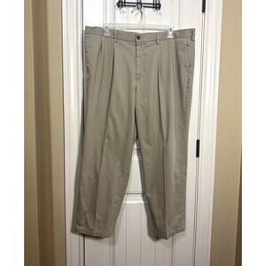 Dockers Classic Fit Pleated Khaki Pants Mens 42x30 Beige Twill Straight Leg